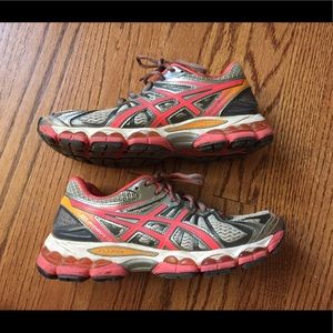 ASICS size 7.5 Gel Nimbus